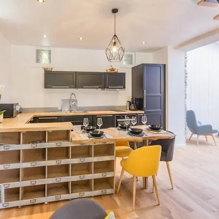 بيت للعطل House De Pierres Et De Plumes لا شابيل سور إردر